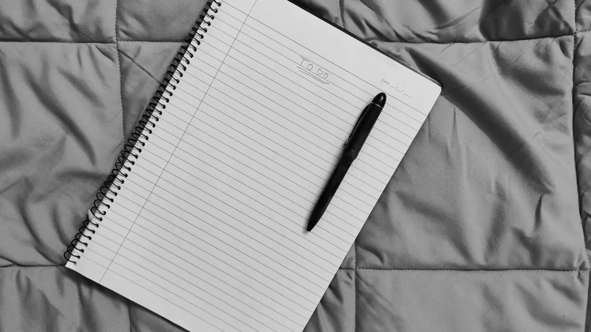 Daily Journalling Checklist: 7 Prompts to Capture Your Day in 10 Minutes